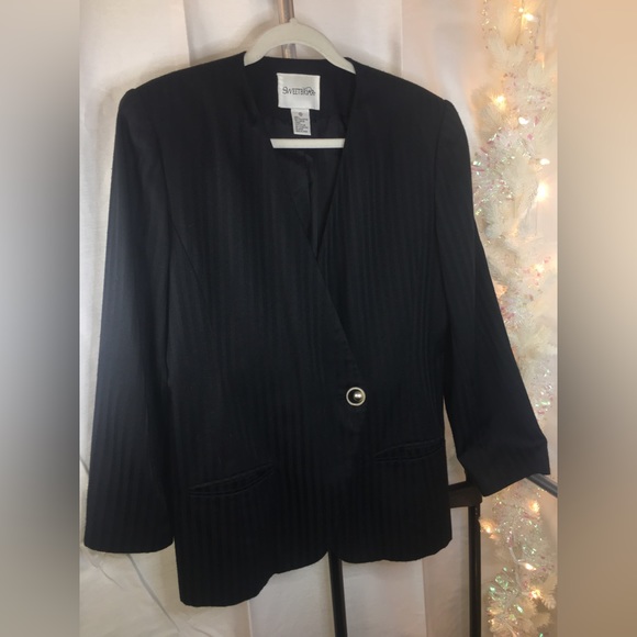 Sweetbriar | Women’s Black Pin Stripe Pattern Blazer Jacket - Picture 12 of 12
